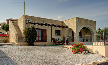 STONE BUILT VILLA IN A PEACEFUL LOCATION